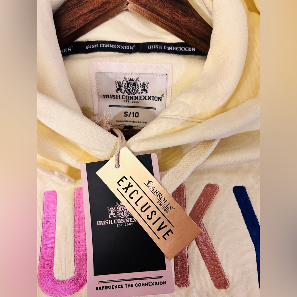 🍀 Irish Connexxion “Lucky Ireland” Cropped Hoodie – Size S/10 (NWT) - Picture 2 of 8